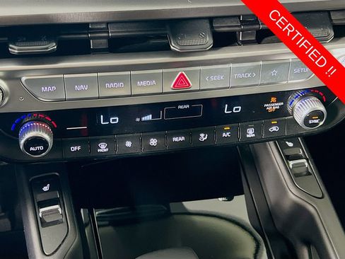 Certified 2024 Kia Telluride S AWD/4WD image 17