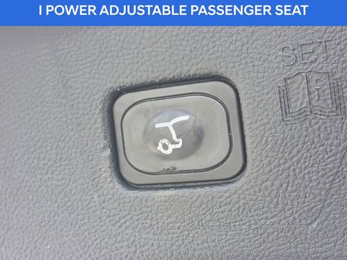 Used 2018 Ford Edge Titanium w/ Equipment Group 301A image 20