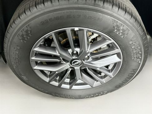 Used 2026 Nissan Rogue SV AWD/4WD image 11