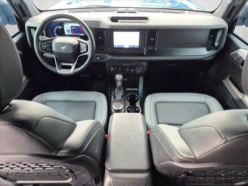 Used 2023 Ford Bronco Black Diamond w/ Sasquatch Package AWD/4WD image 18