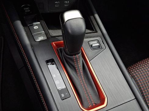 Certified 2025 Nissan Kicks SR AWD/4WD image 15