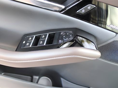 New 2025 MAZDA CX-30 2.5 Turbo w/ Premium Package image 15