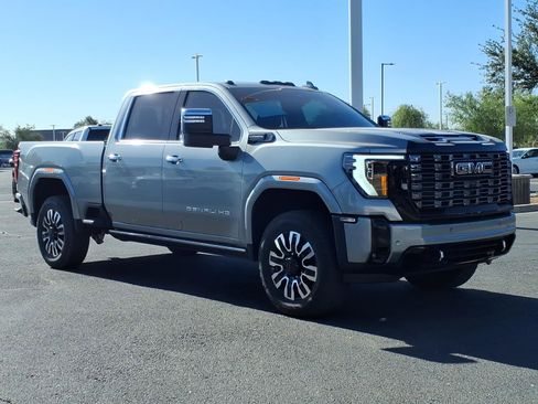 Used 2026 GMC Sierra 2500 Denali Ultimate w/ Max Trailering Package AWD/4WD image 7