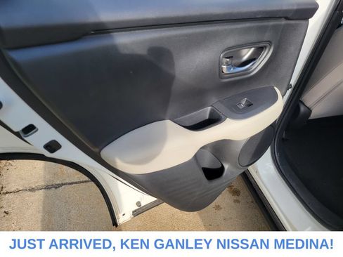 Used 2024 Honda HR-V LX image 16
