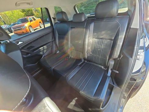 Used 2023 Volkswagen Tiguan SE image 22