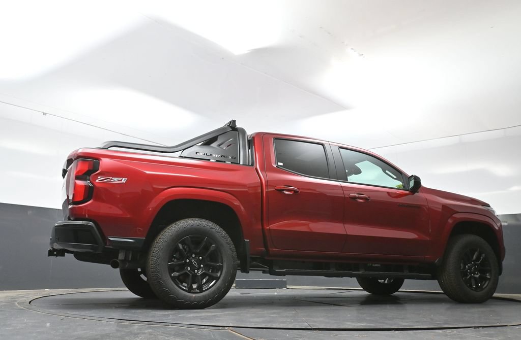 New 2026 Chevrolet Colorado Z71 w/ Midnight Edition AWD/4WD image 39