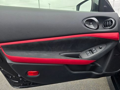 Used 2024 Nissan Z Performance w/ Floor Mat Package RWD image 18