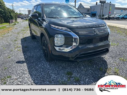 Used 2026 Mitsubishi Outlander LE FWD image 8