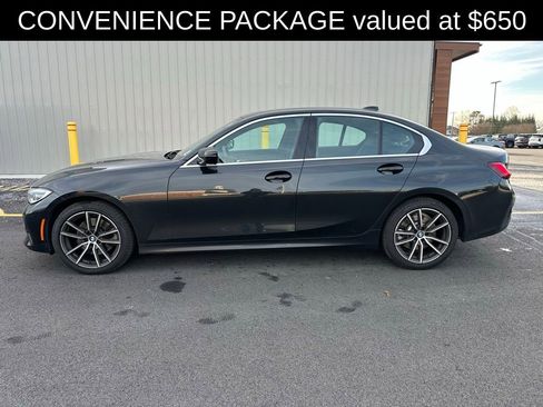 Used 2022 BMW 330i xDrive Sedan w/ Driving Assistance Package image 4