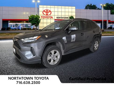Used 2024 Toyota RAV4 XLE AWD/4WD image 1