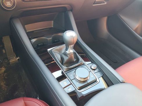 New 2026 MAZDA MAZDA3 2.5 S Hatchback w/ Premium Pkg image 28