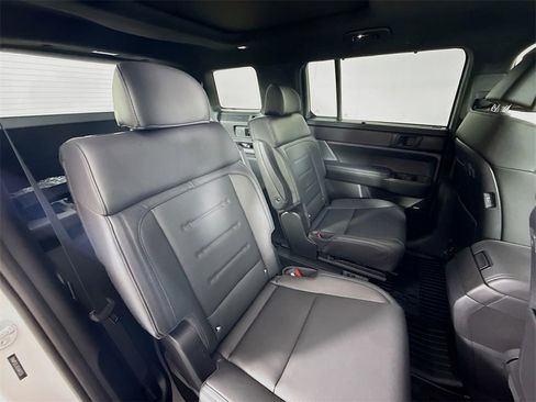 Used 2025 Hyundai Santa Fe Calligraphy image 27