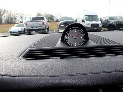 Used 2020 Porsche Panamera 4 image 25