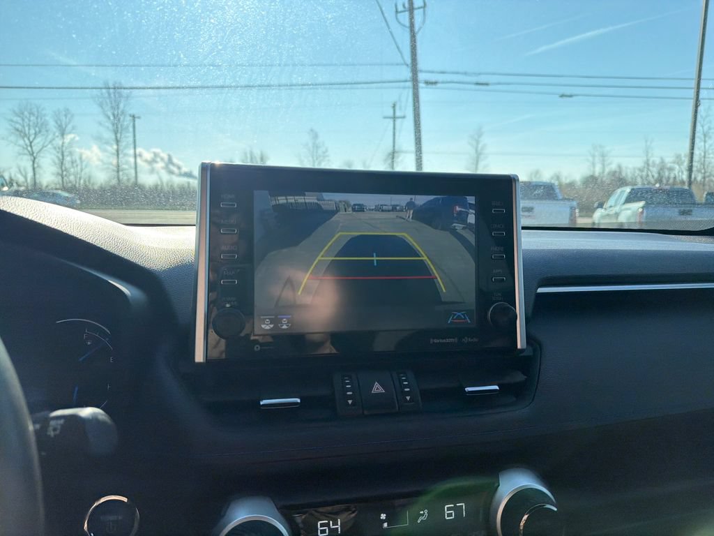 Used 2022 Toyota RAV4 XSE w/ XSE Grade Weather Package AWD/4WD image 19