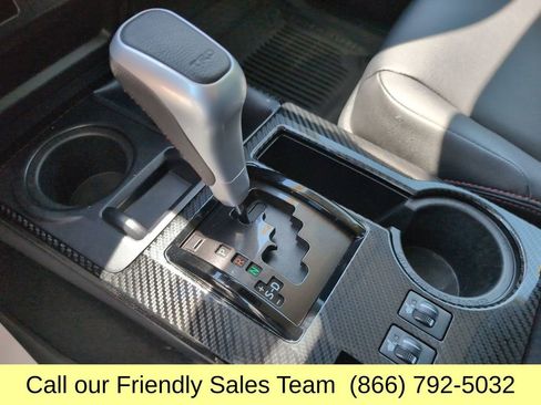 Used 2023 Toyota 4Runner TRD Off-Road Premium AWD/4WD image 24