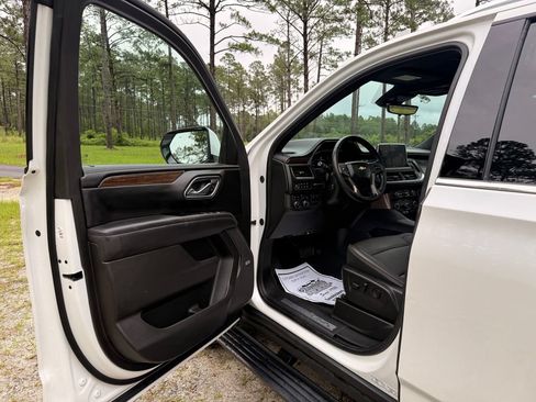 Used 2024 Chevrolet Tahoe High Country w/ Max Trailering Package AWD/4WD image 11