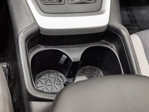 Used 2020 Toyota RAV4 XLE w/ Convenience Package FWD image 23