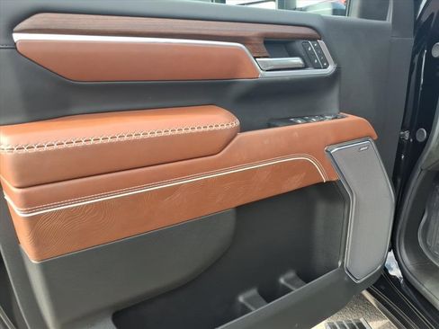 New 2026 GMC Sierra 2500 Denali Ultimate w/ Max Trailering Package image 13