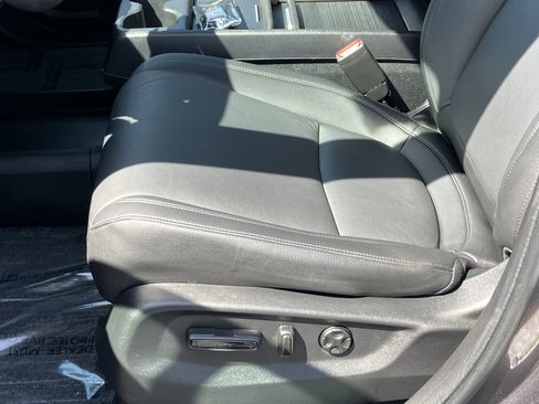 Used 2025 Honda Odyssey EX-L image 17