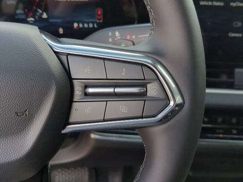 New 2026 Chevrolet Equinox LT w/ LPO, Floor Liner Package image 17