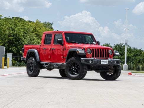 Used 2021 Jeep Gladiator Rubicon w/ LED Lighting Group AWD/4WD image 2