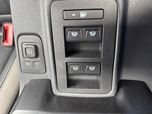New 2025 Ford Bronco Outer Banks w/ Sasquatch Package AWD/4WD image 25