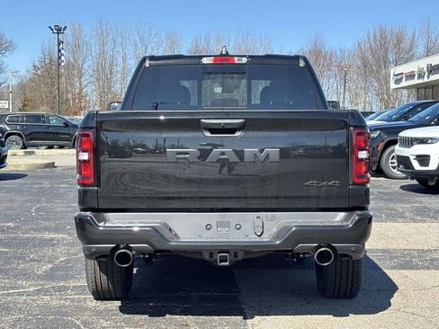 New 2026 RAM 1500 Express AWD/4WD image 32