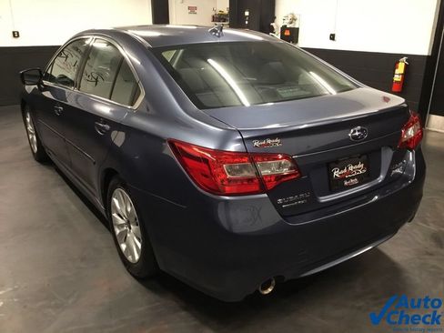 Used 2017 Subaru Legacy 2.5i Premium AWD/4WD image 7