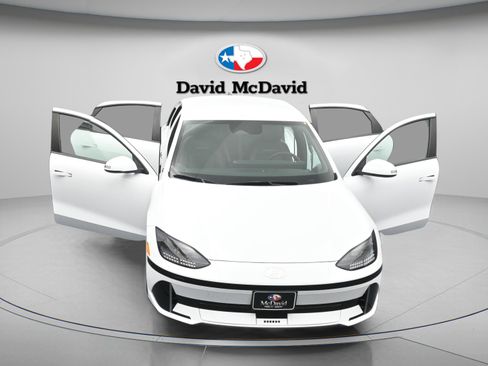Used 2024 Hyundai Ioniq 6 SEL RWD image 45