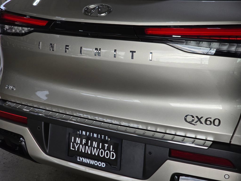 Certified 2023 INFINITI QX60 Luxe w/ Cargo Package AWD/4WD image 27