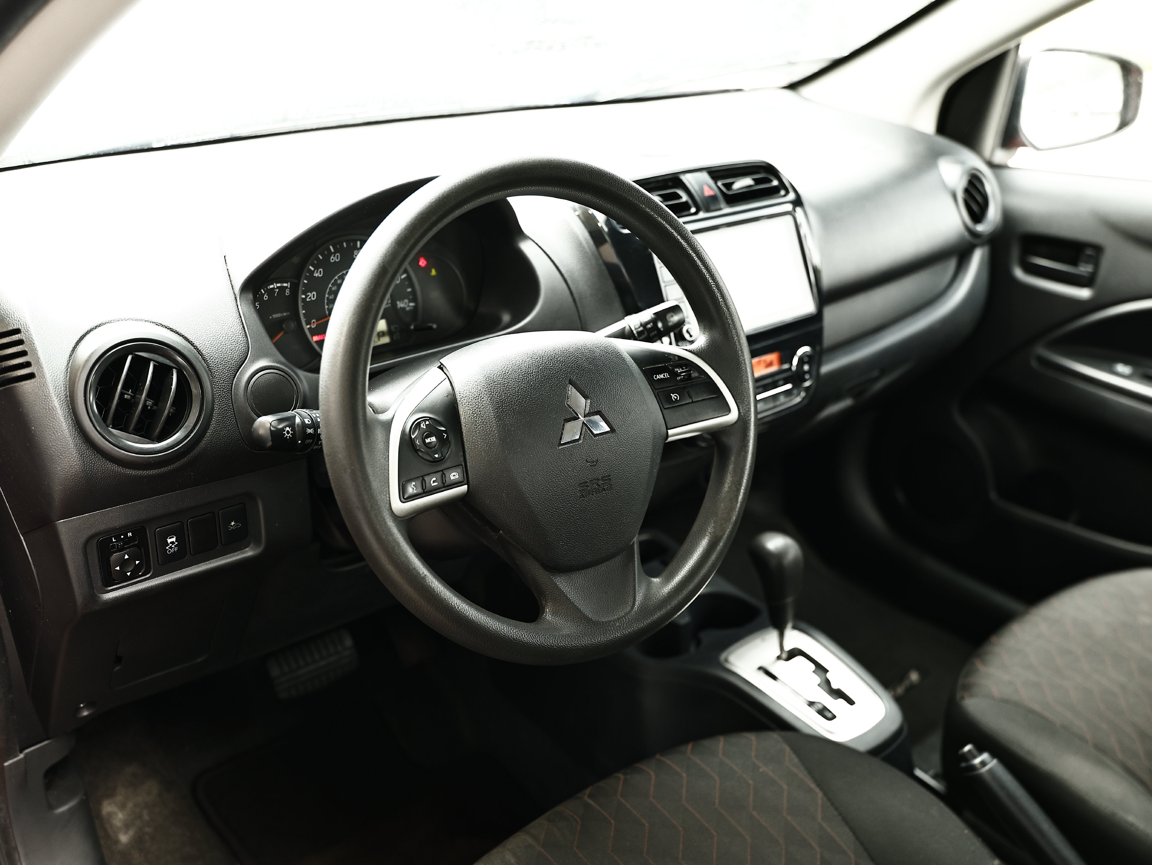Used 2023 Mitsubishi Mirage LE FWD image 19