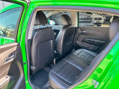 Used 2017 Chevrolet Sonic Premier w/ Driver Confidence Package FWD image 12