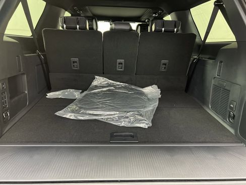 New 2026 Ford Expedition Max Platinum image 27