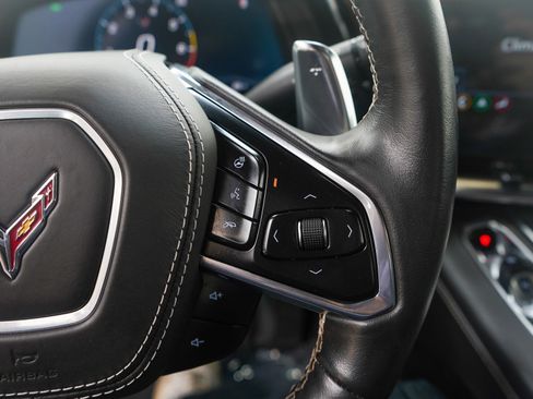 Used 2021 Chevrolet Corvette Stingray Premium Cpe w/ Z51 Performance Package image 26