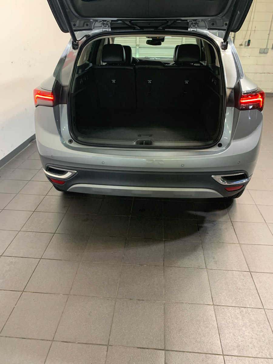 Used 2023 Buick Envision Essence AWD/4WD image 10