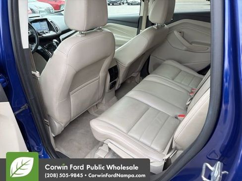 Used 2016 Ford Escape Titanium w/ Equipment Group 301A AWD/4WD image 27