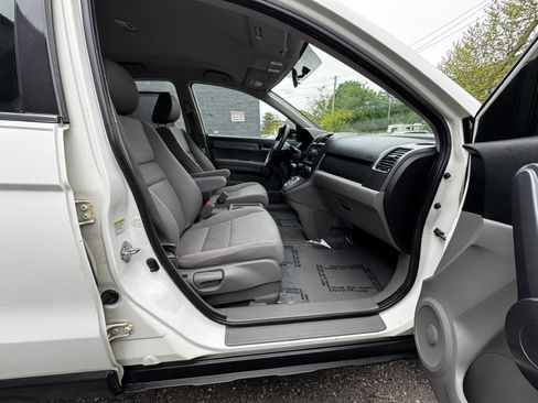 Used 2009 Honda CR-V LX image 16