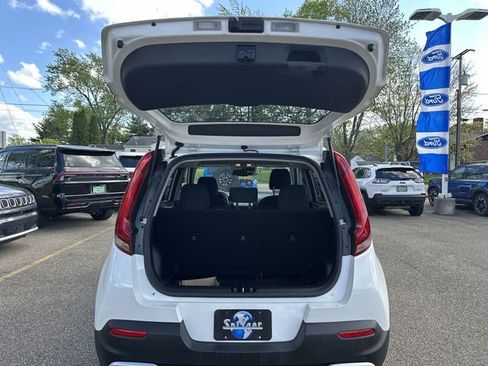 Used 2022 Kia Soul X-Line FWD image 22