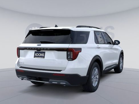 New 2025 Ford Explorer Active w/ Active Comfort Package image 11
