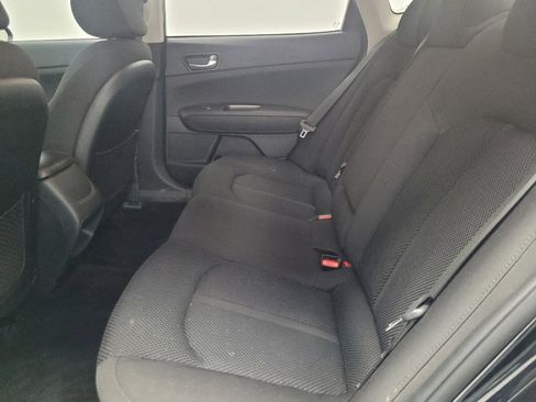 Used 2020 Kia Optima LX image 18