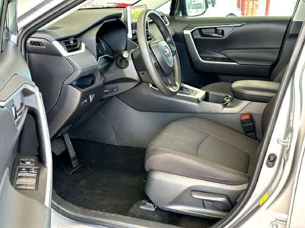 Certified 2025 Toyota RAV4 LE FWD image 10
