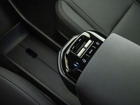 New 2026 Volvo EX30 Plus AWD/4WD image 20