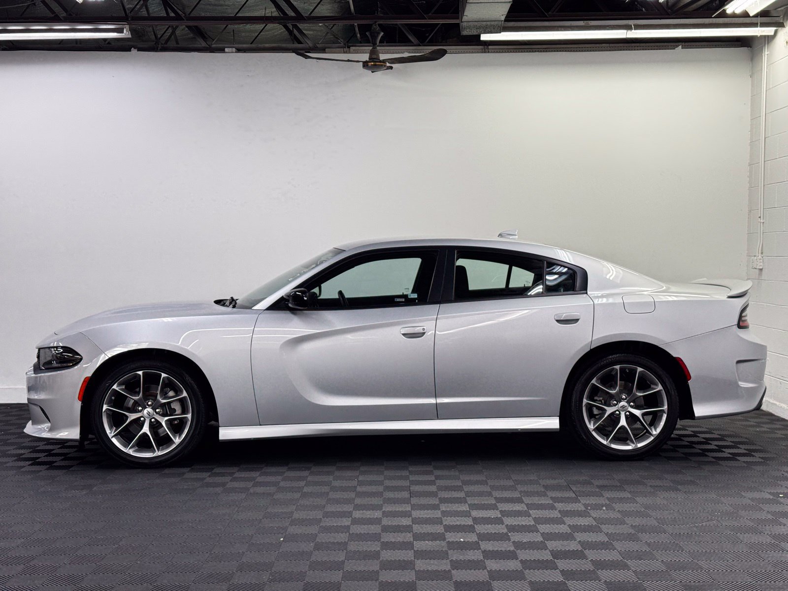 Used 2023 Dodge Charger GT RWD image 3