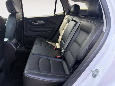 Used 2023 GMC Terrain SLT w/ Elevation Edition AWD/4WD image 13