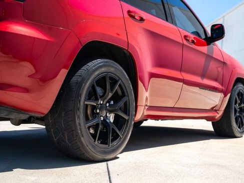 Used 2015 Jeep Grand Cherokee SRT w/ Quick Order Package 26J AWD/4WD image 13