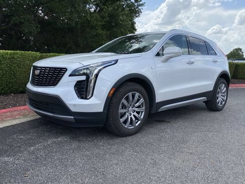 Used 2020 Cadillac XT4 Premium Luxury w/ Driver Awareness Package AWD/4WD image 8