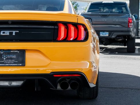 Used 2022 Ford Mustang GT Premium image 12