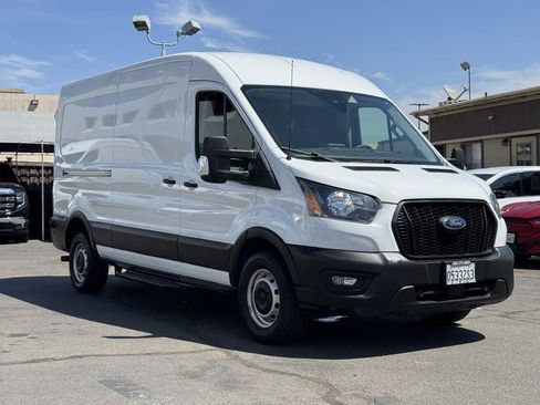 Used 2023 Ford Transit 250 Medium Roof w/ Fleet Safety Package RWD image 4