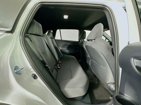 Used 2025 Toyota Corolla Cross AWD Hybrid image 26