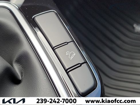 New 2026 Kia Seltos S FWD image 28